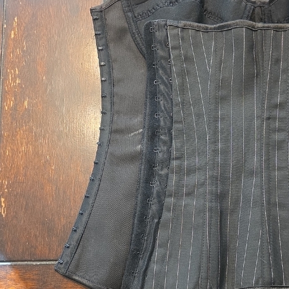 Black Corset with Pink Lacing and Skirt - Picture 4 of 8